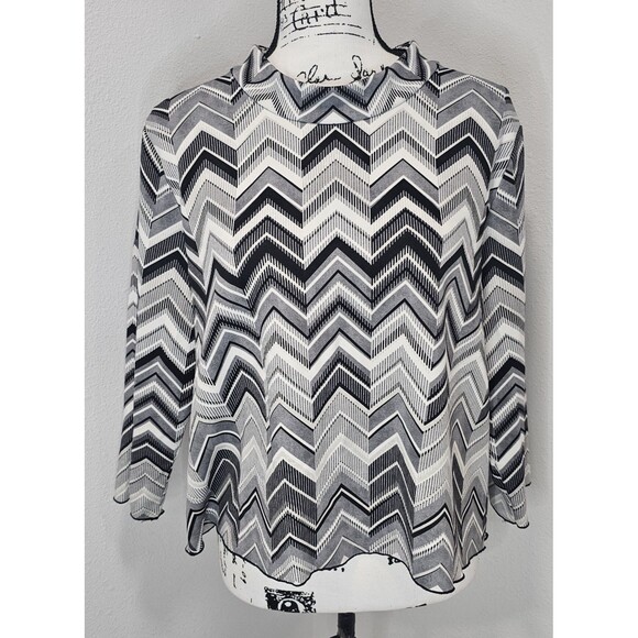 Vince Camuto Women's Aztec Cropped Crew Neck Blouse Size Xl - Picture 1 of 13
